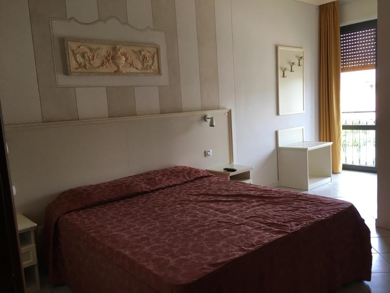 Hotel Lago Maggiore Castelletto sopra Ticino Eksteriør billede